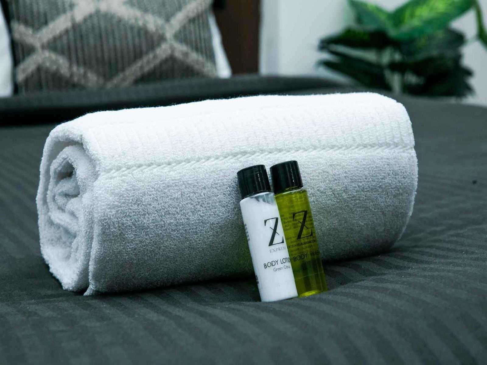 Z Express Enzyme Hotel Bangalore Luaran gambar